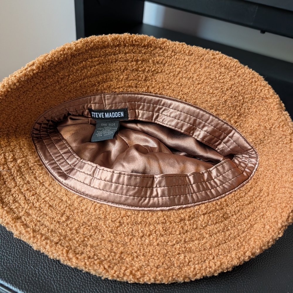 Steve Madden Teddy Bucket Hat‎ | One Size | Camel Brown - Picture 4 of 4
